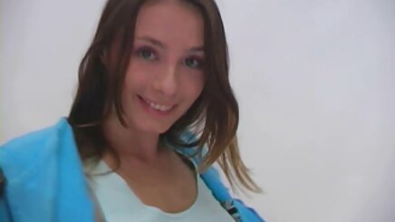 Sarışın Ergen Zoe türbanlı türk porn üvey babasının horoz seviyor