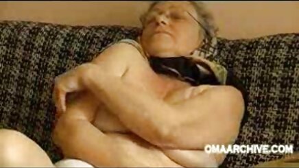 Kız büyük bir horoz ile derin türk trans porn bir masaj var